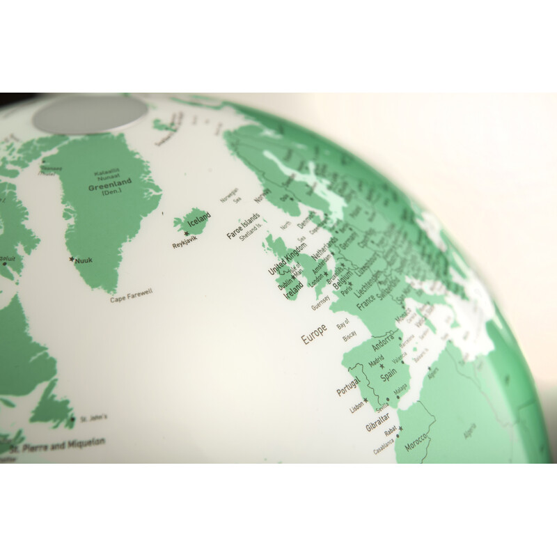 Atmosphere Globe Light&Colour Hot Green 30cm